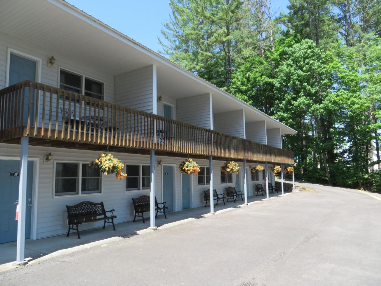 Bayside Inn & Marina Cooperstown Buitenkant foto
